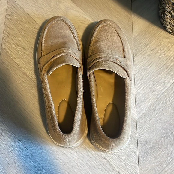 Portland Leather Goods, Patina Zoe Chunky Suede Loafers, size 9 - Picture 5 of 5